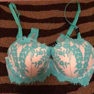Victoria’s Secret Dream Angels Lined Demi Bra
